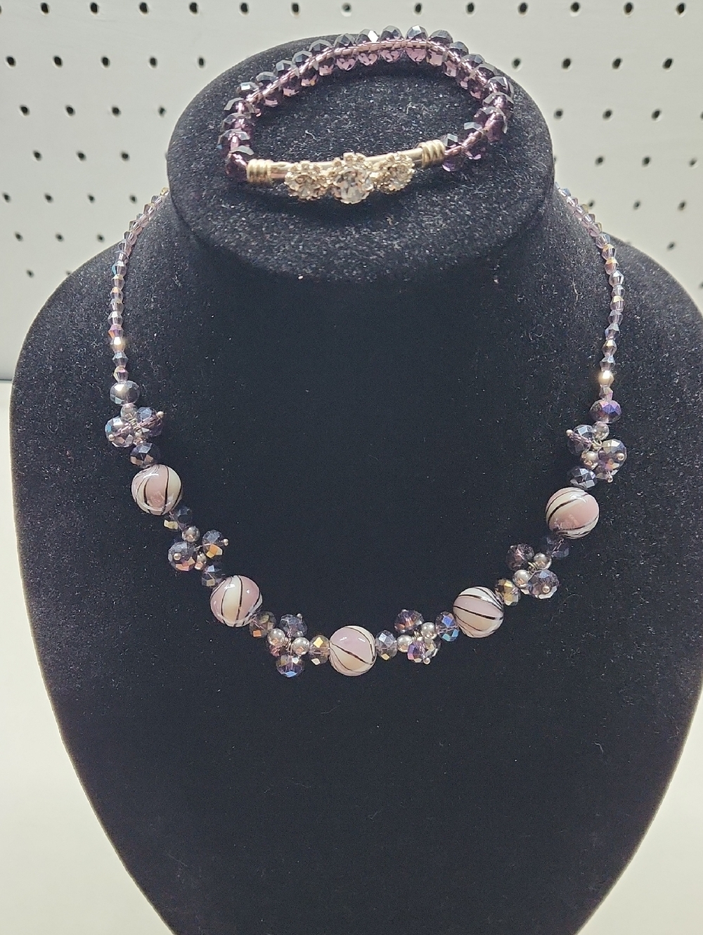 Delicate Purple Glass Bead Necklace with Glass Stretch Bracelet.